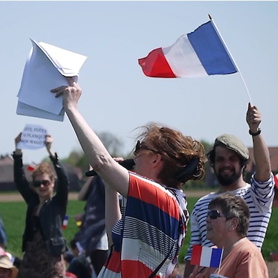 Nos radis contre vos paradis (fiscaux) - Pique-Nique fiscal à Néchin du 7 mai 2016 , avant celui de la police chez les mulliez